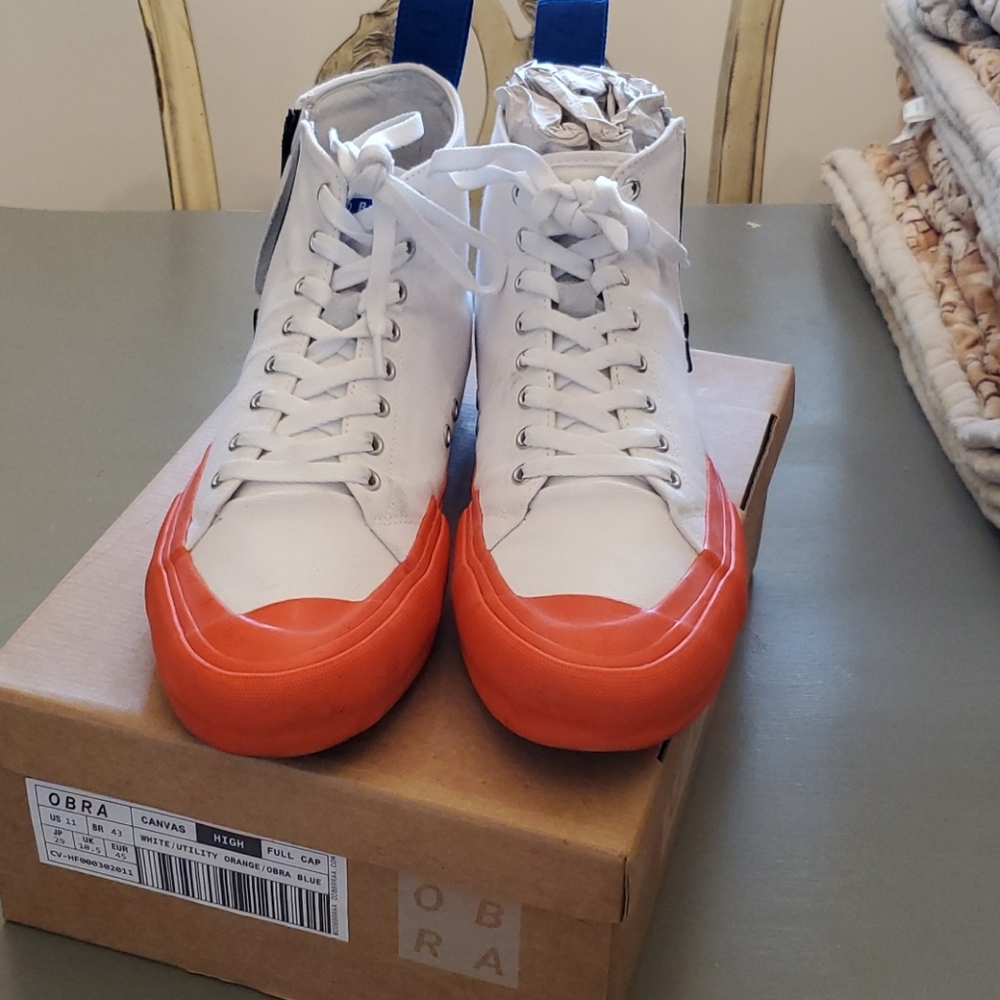 Obra - mens canvas high tops